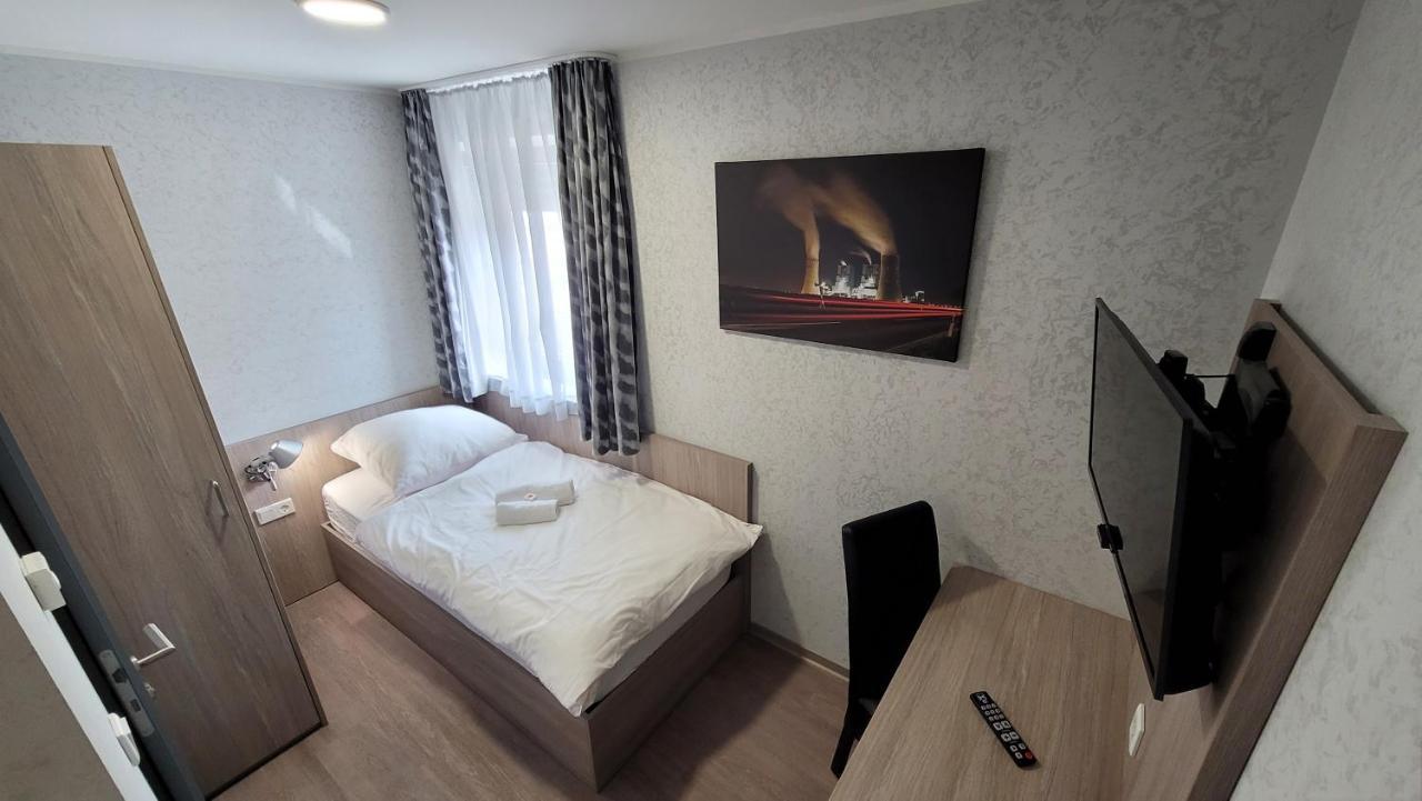 Landgasthof Kelzenberg Juchen Room photo